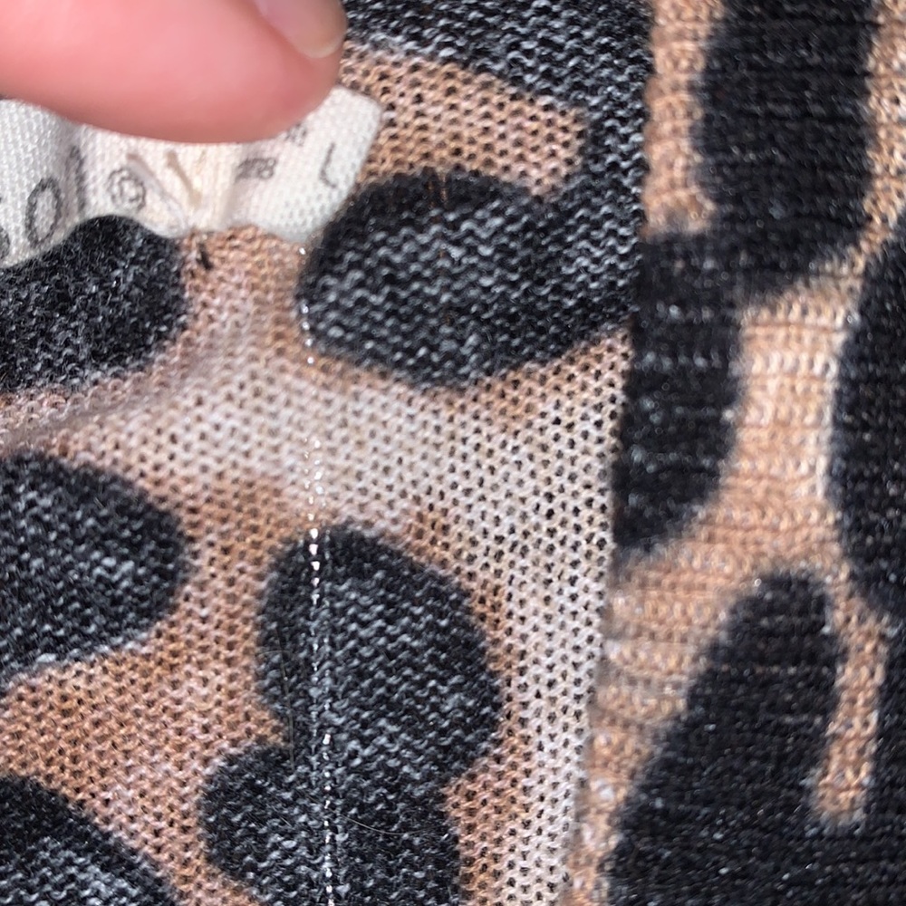 Animal Print Buttoned Top - Picture 4 of 4